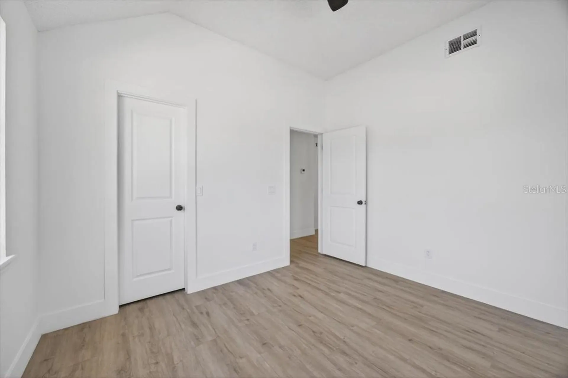 8618 Valley Ridge Court Orlando FL 32818