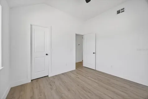 8618 Valley Ridge Court Orlando FL 32818