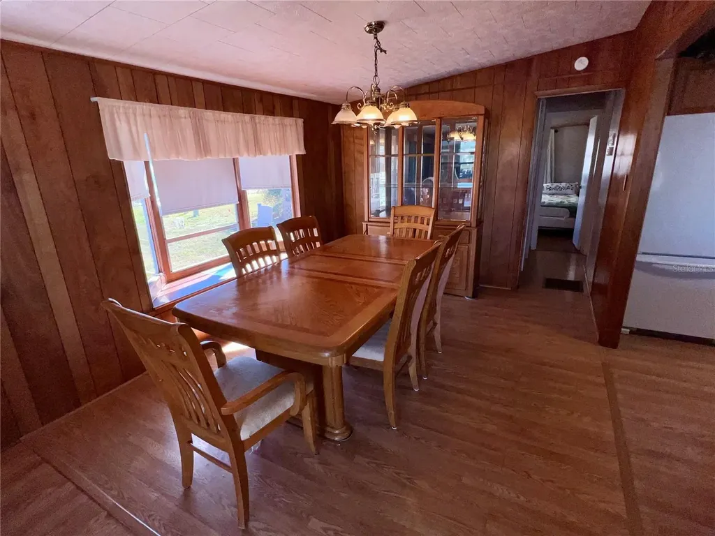 217 Mount Isle Avenue NE St Petersburg FL 33702