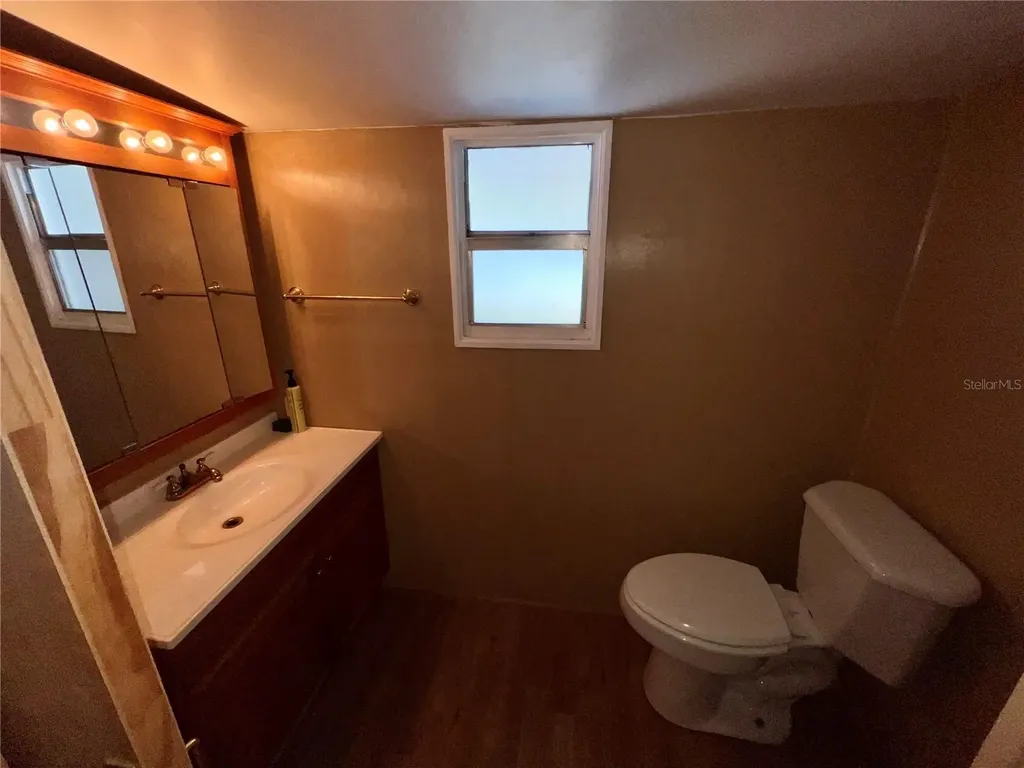217 Mount Isle Avenue NE St Petersburg FL 33702