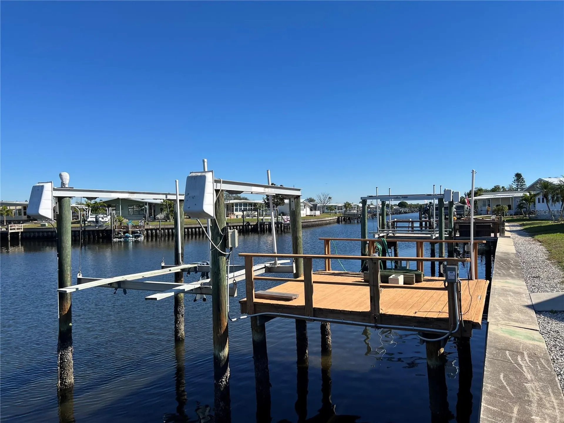 217 Mount Isle Avenue NE St Petersburg FL 33702