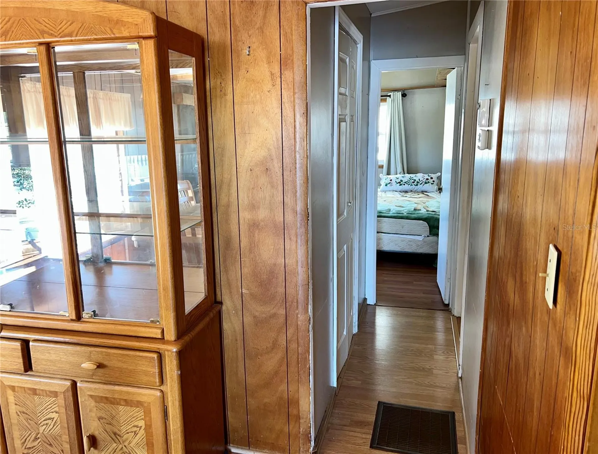 217 Mount Isle Avenue NE St Petersburg FL 33702