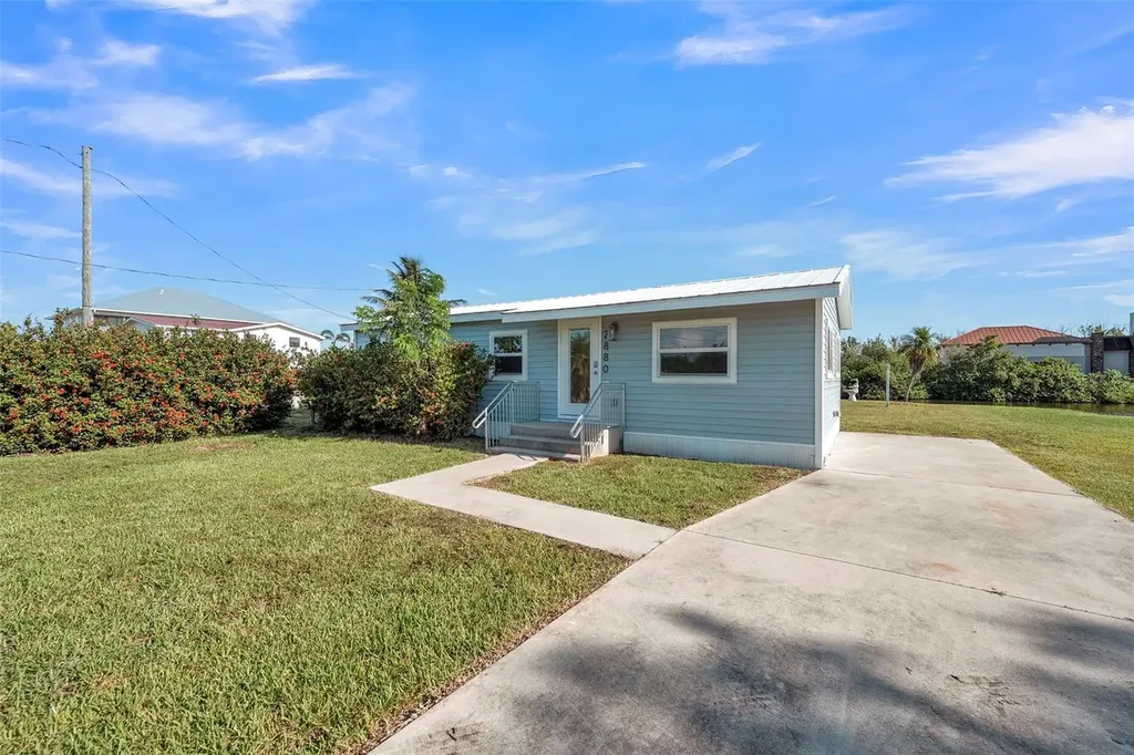 2880 8th Avenue St James City FL 33956