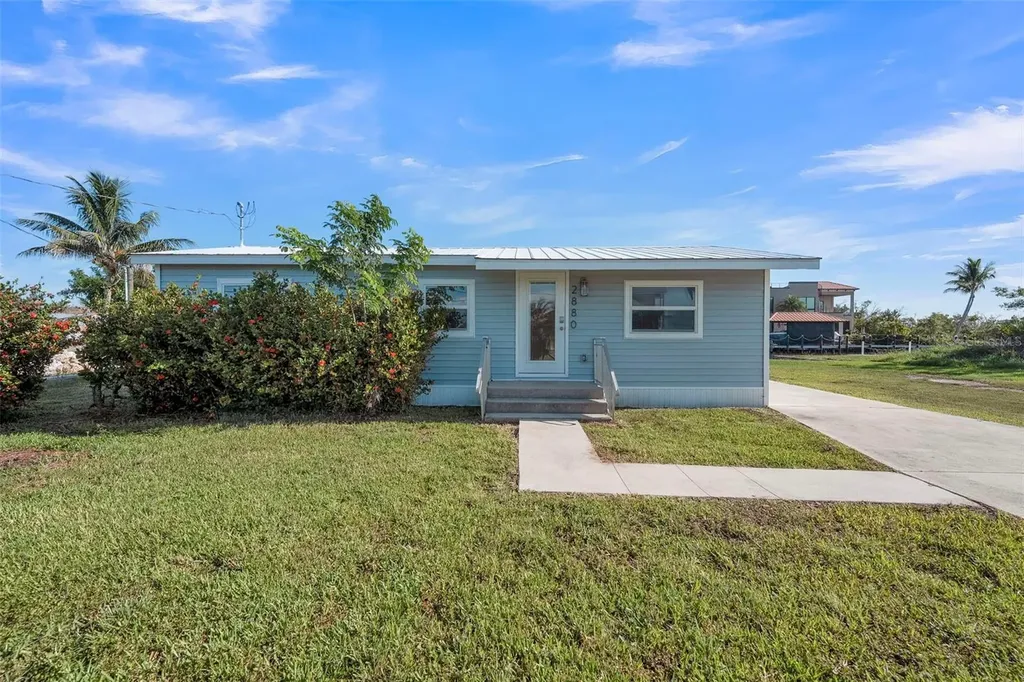 2880 8th Avenue St James City FL 33956