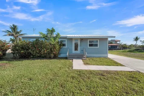2880 8th Avenue St James City FL 33956