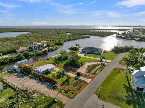 2880 8th Avenue St James City FL 33956