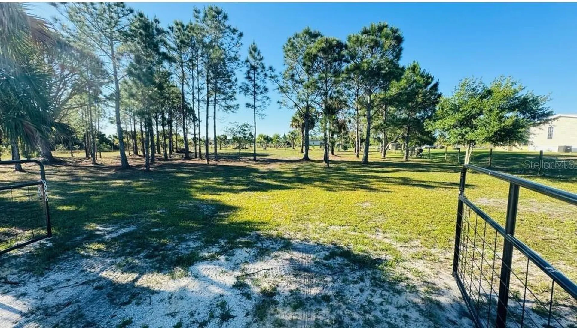19788 284th Street NW Okeechobee FL 34972