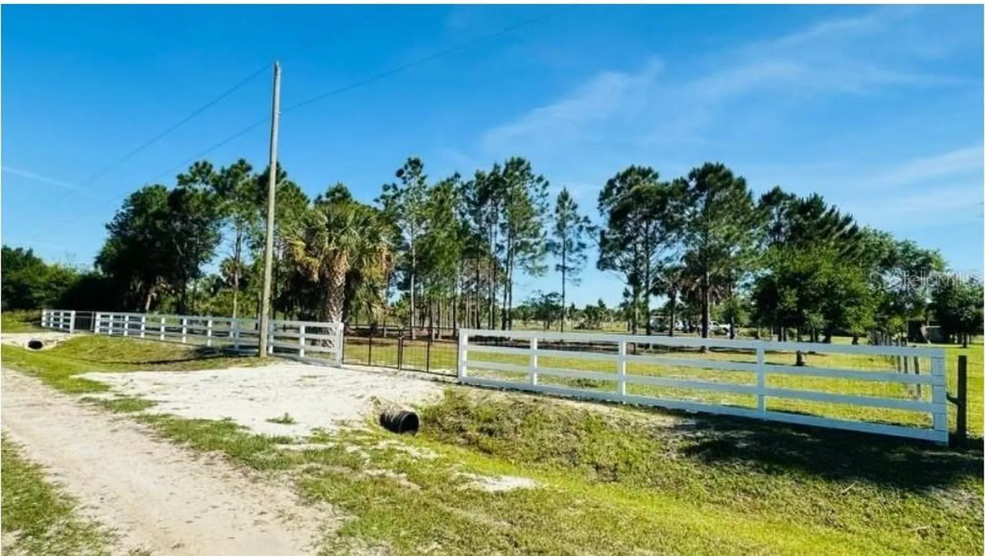 19788 284th Street NW Okeechobee FL 34972
