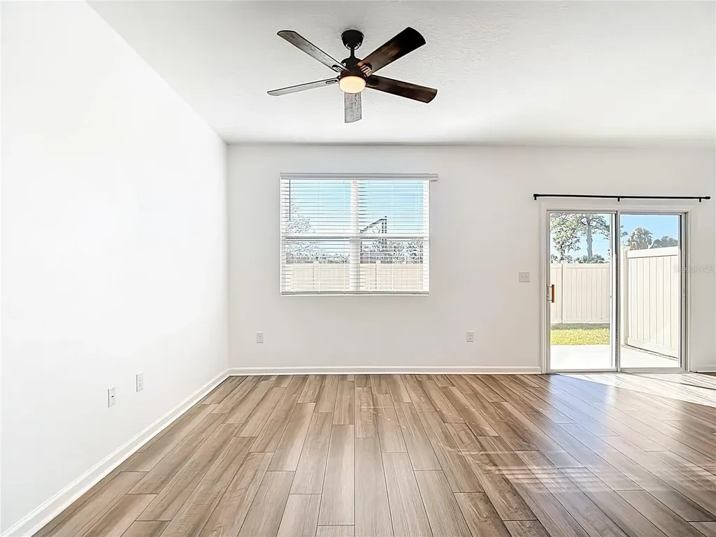 6221 Bucket Court Gibsonton FL 33534
