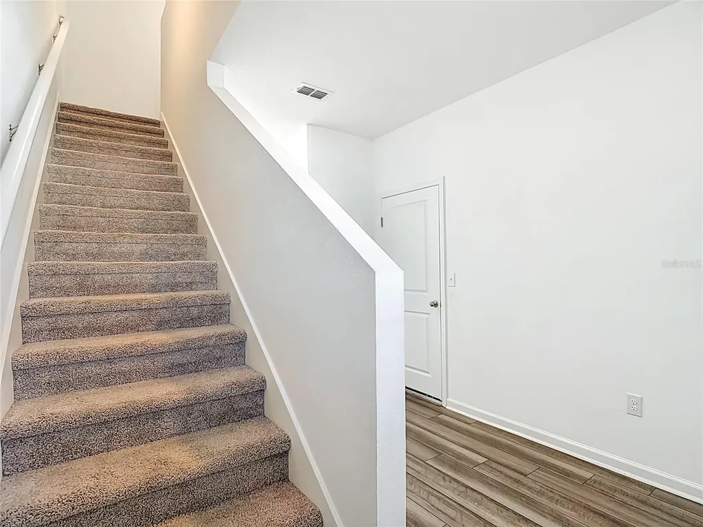 6221 Bucket Court Gibsonton FL 33534