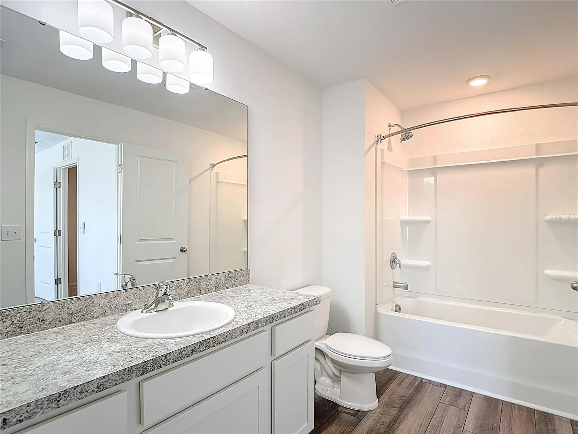 6221 Bucket Court Gibsonton FL 33534