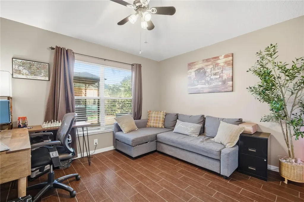 6325 Bridgecrest Drive Lithia FL 33547