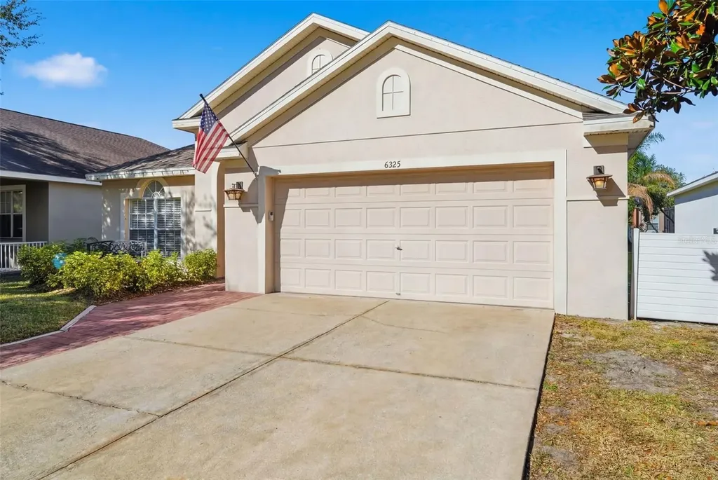6325 Bridgecrest Drive Lithia FL 33547