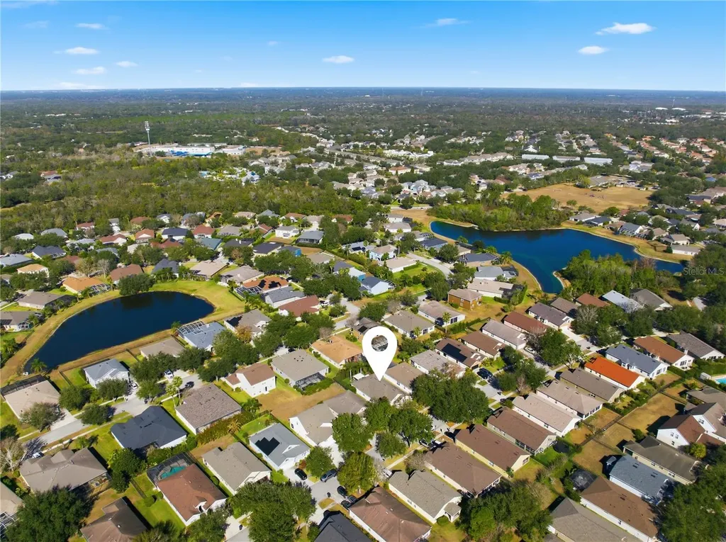6325 Bridgecrest Drive Lithia FL 33547
