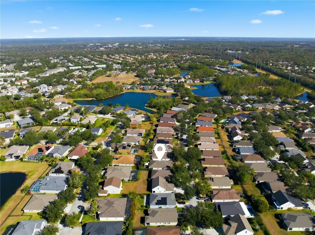 6325 Bridgecrest Drive Lithia FL 33547