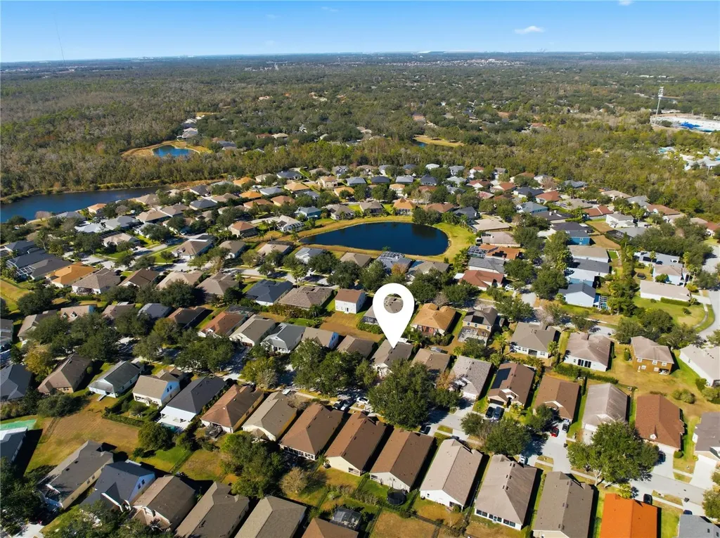 6325 Bridgecrest Drive Lithia FL 33547
