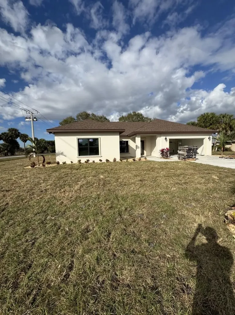 2383 SW 2nd Court Okeechobee FL 34974