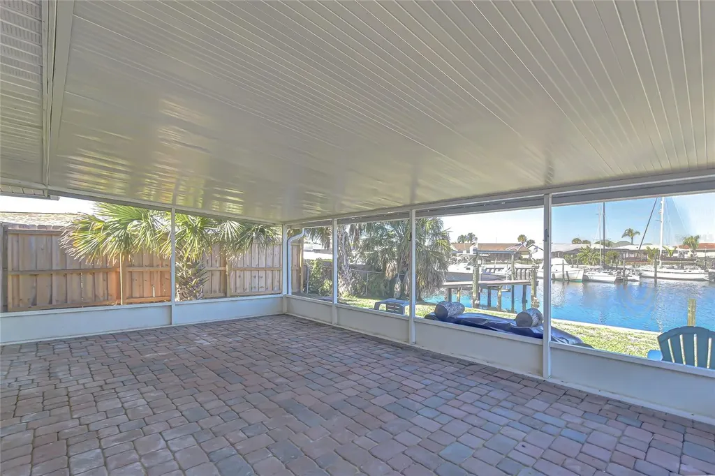 6416 Lake Sunrise Drive Apollo Beach FL 33572