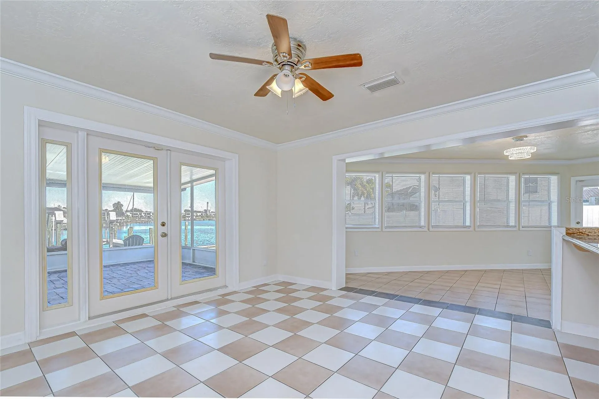 6416 Lake Sunrise Drive Apollo Beach FL 33572