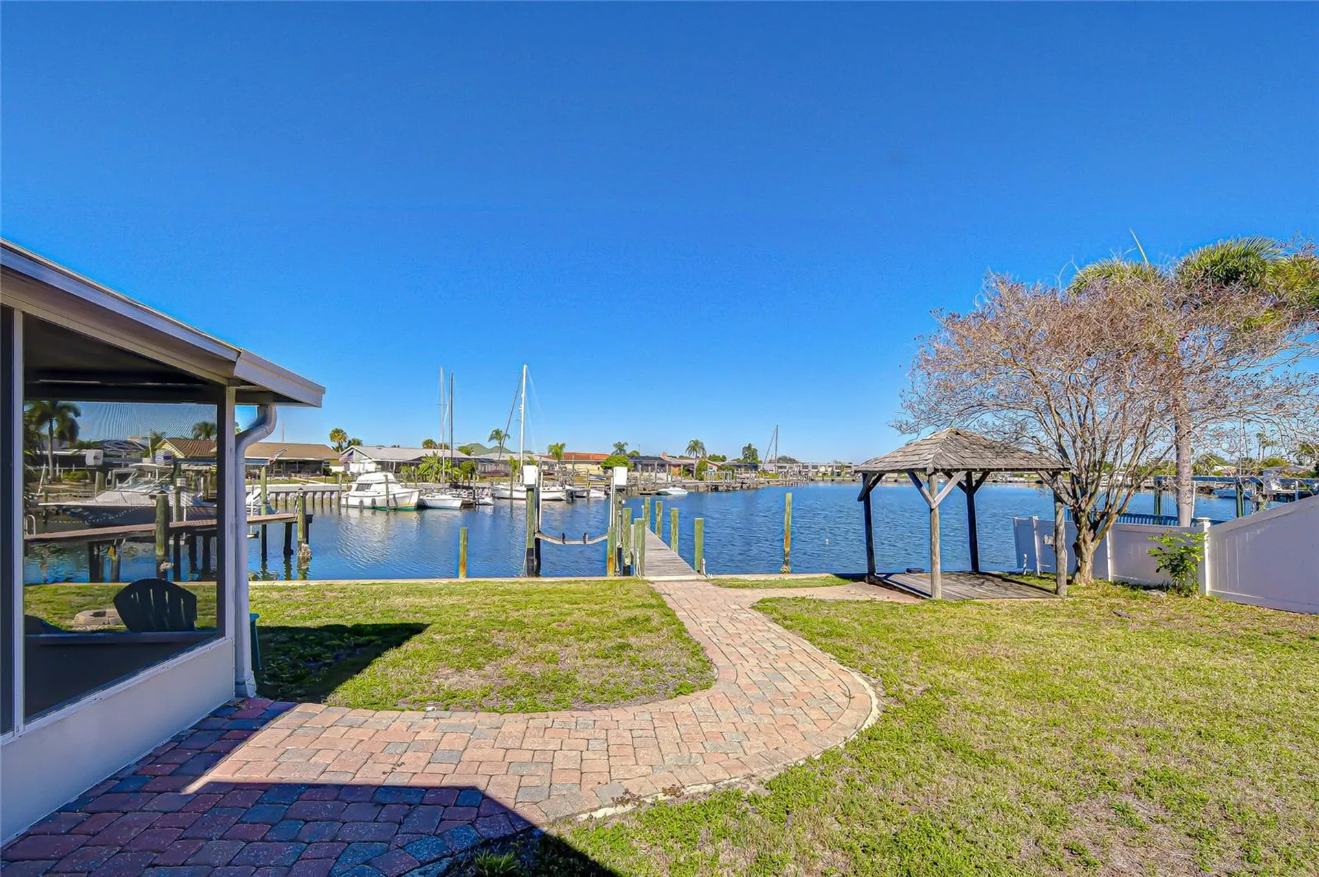 6416 Lake Sunrise Drive Apollo Beach FL 33572
