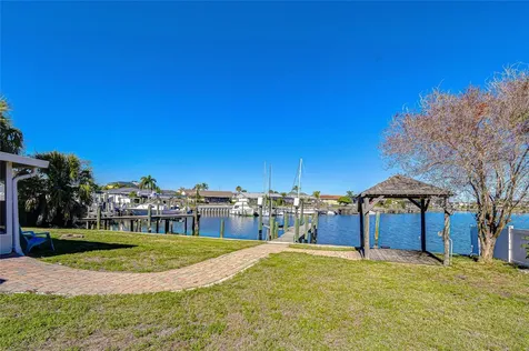 6416 Lake Sunrise Drive Apollo Beach FL 33572