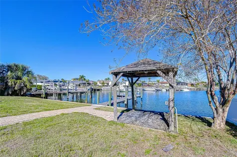 6416 Lake Sunrise Drive Apollo Beach FL 33572