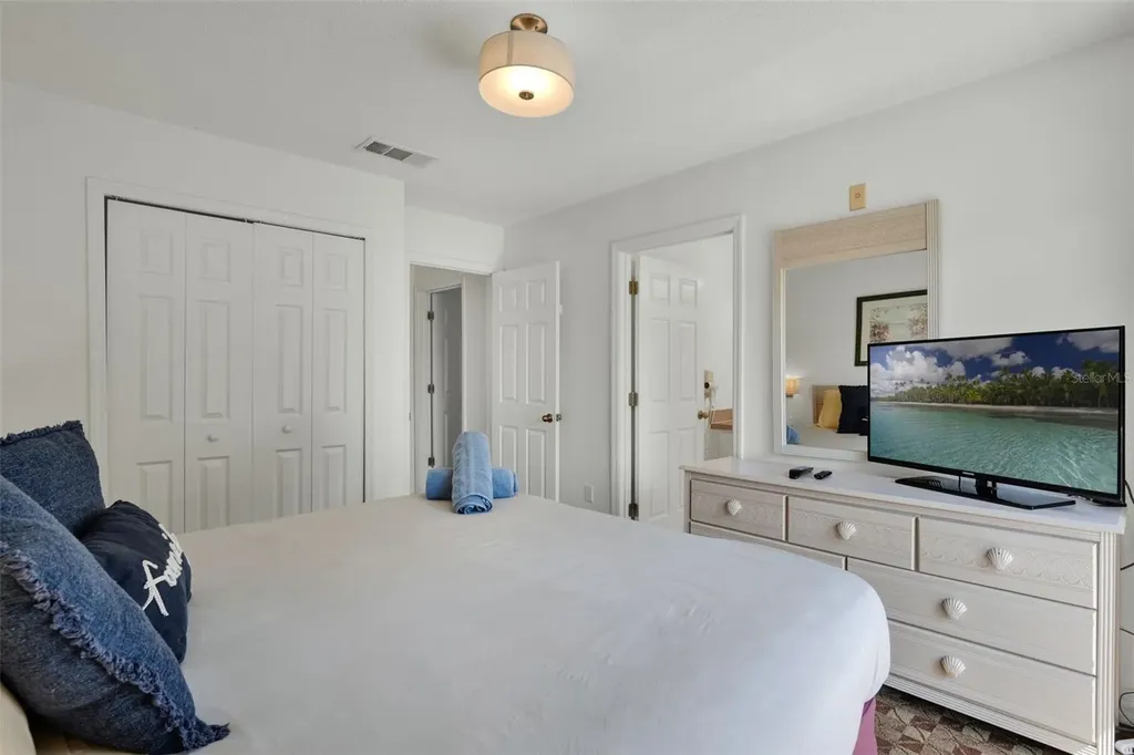 1086 Park Ridge Circle Kissimmee FL 34746