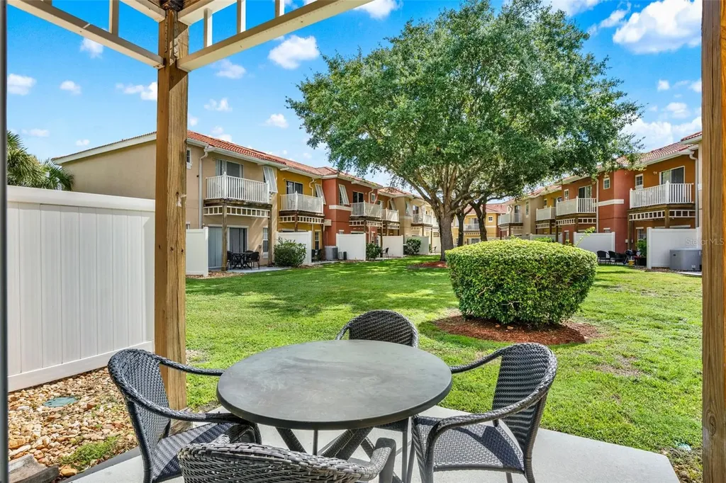 1086 Park Ridge Circle Kissimmee FL 34746