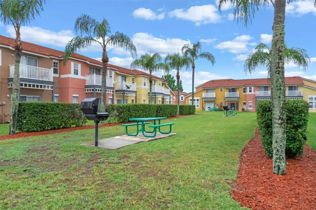 1086 Park Ridge Circle Kissimmee FL 34746