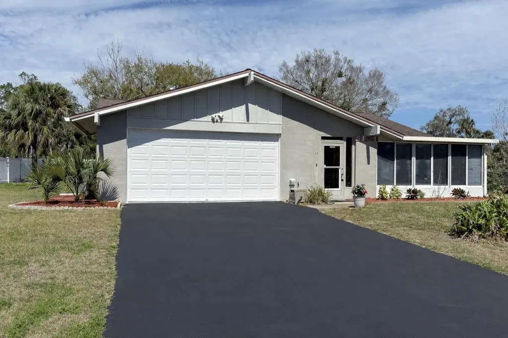 15 Clark Lane Palm Coast FL 32137