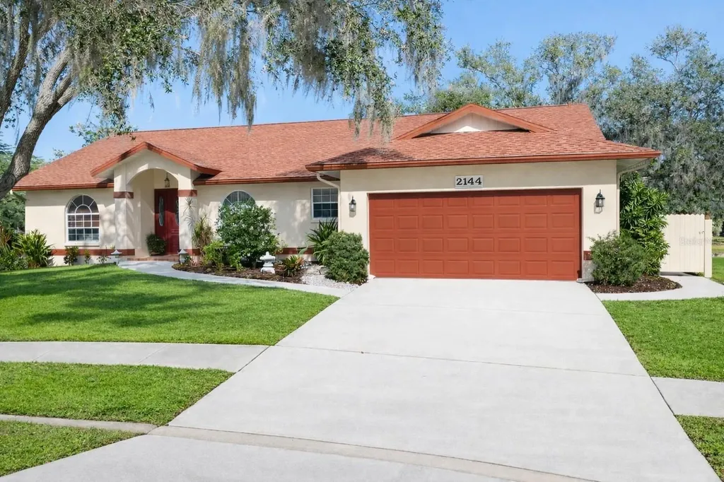 2144 Black Oak Court Sarasota FL 34232