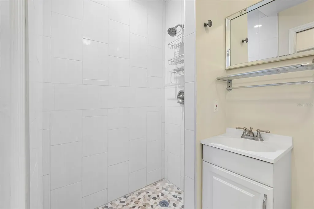 4711 28th Avenue N St Petersburg FL 33713