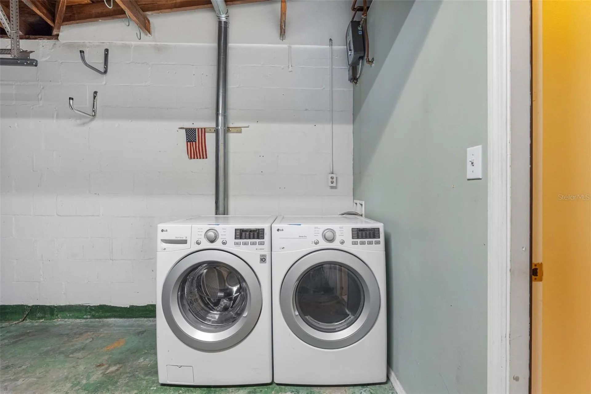 4711 28th Avenue N St Petersburg FL 33713