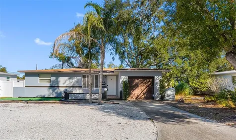 4711 28th Avenue N St Petersburg FL 33713