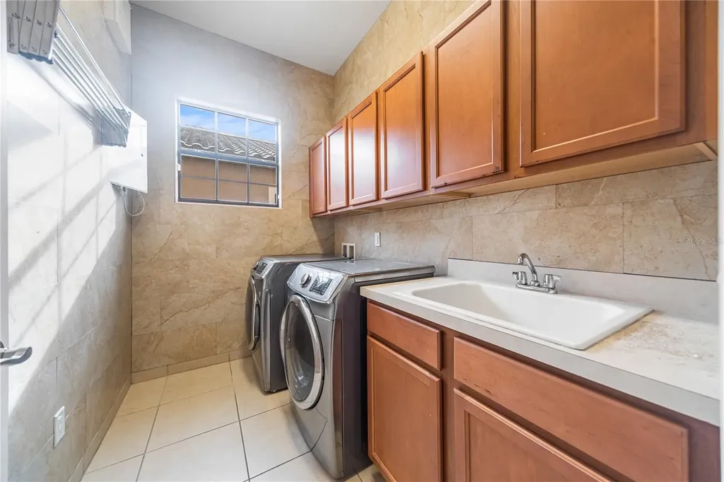 10359 Henbury Street Orlando FL 32832