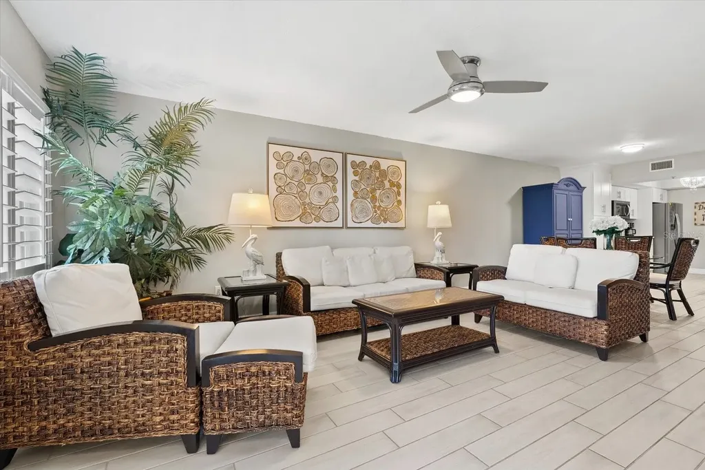 1313 Siesta Bayside Drive Sarasota FL 34242