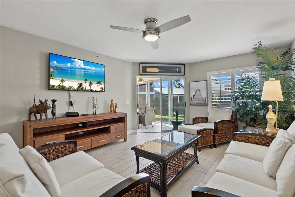 1313 Siesta Bayside Drive Sarasota FL 34242