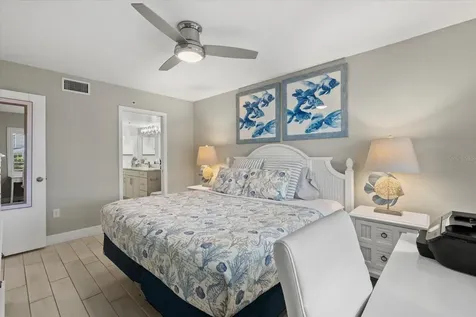 1313 Siesta Bayside Drive Sarasota FL 34242