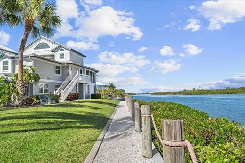 1313 Siesta Bayside Drive Sarasota FL 34242