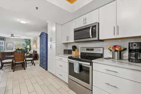 1313 Siesta Bayside Drive Sarasota FL 34242