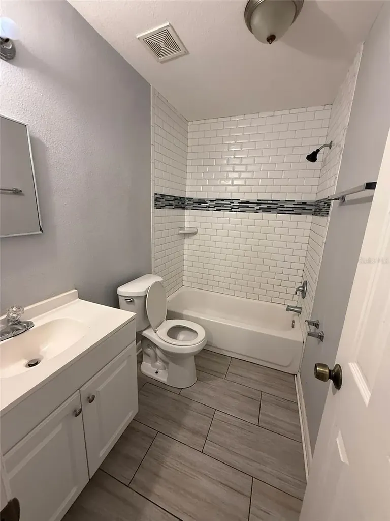 1039 N Brunnell Parkway Lakeland FL 33805
