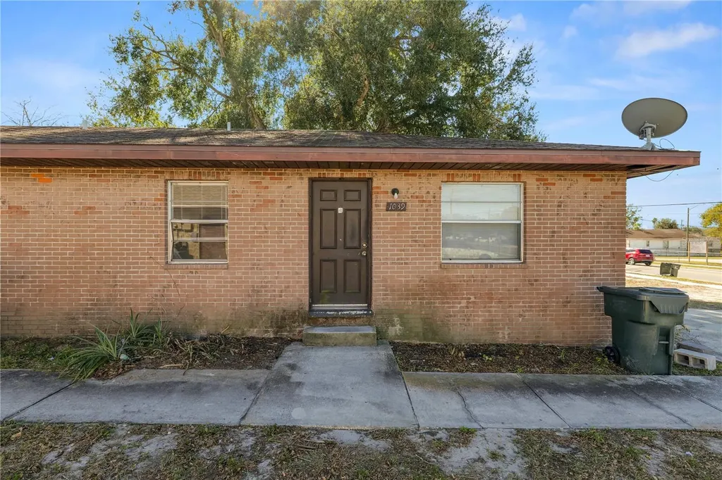 1039 N Brunnell Parkway Lakeland FL 33805