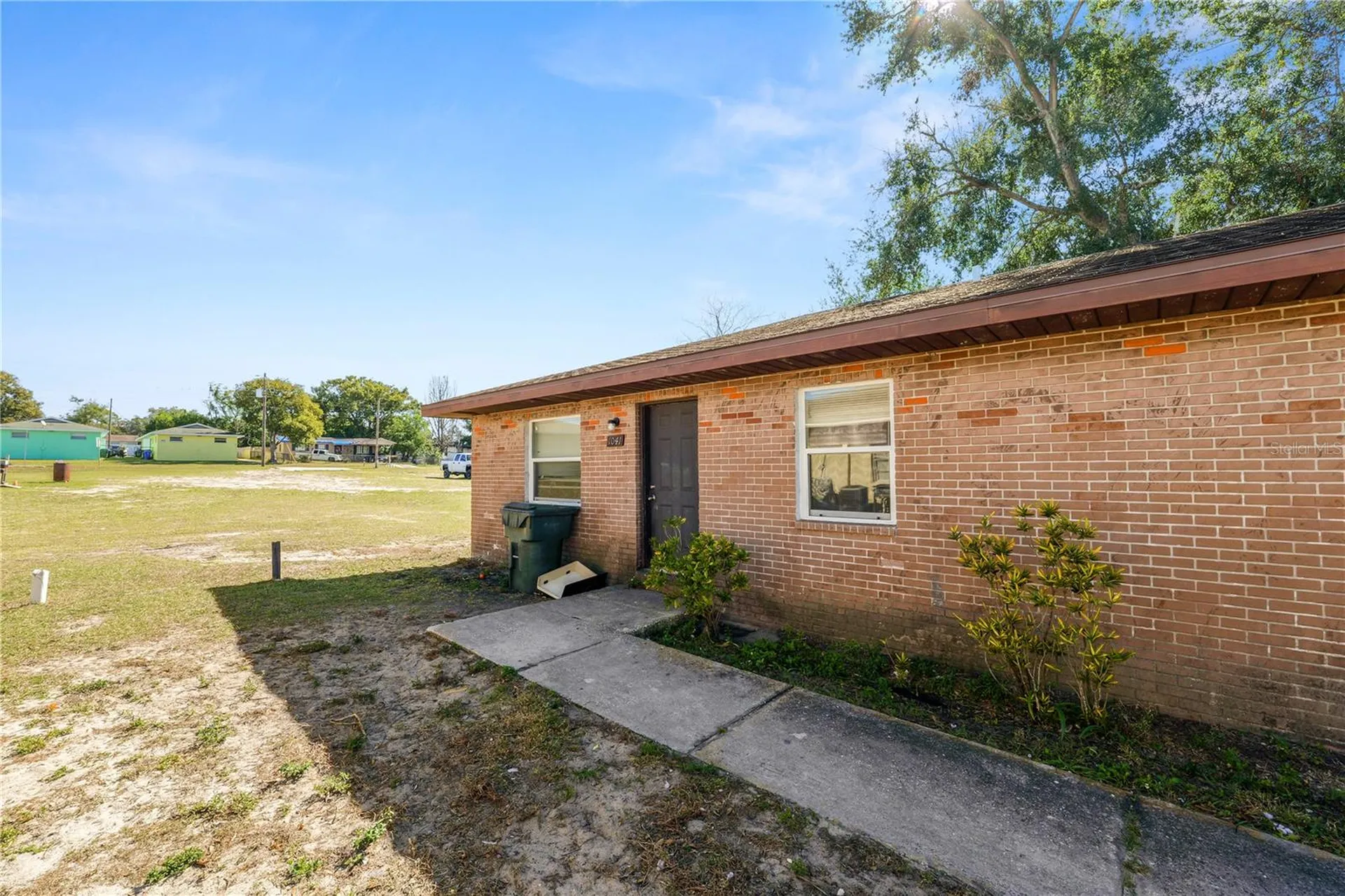 1039 N Brunnell Parkway Lakeland FL 33805