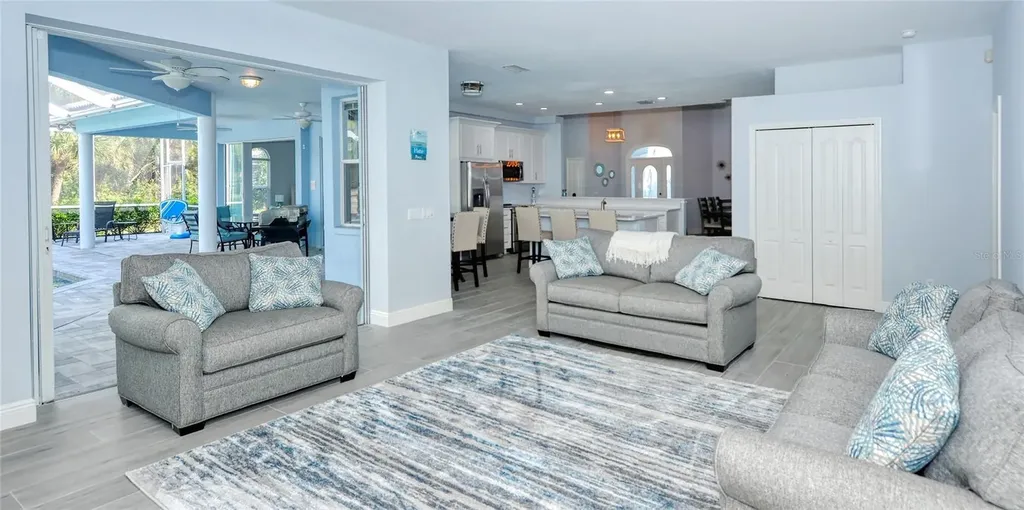 9402 Glen Abbey Lane Sarasota FL 34238