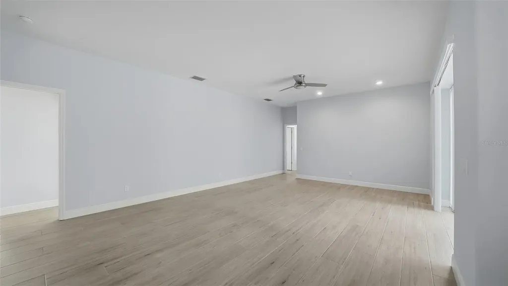 9402 Glen Abbey Lane Sarasota FL 34238