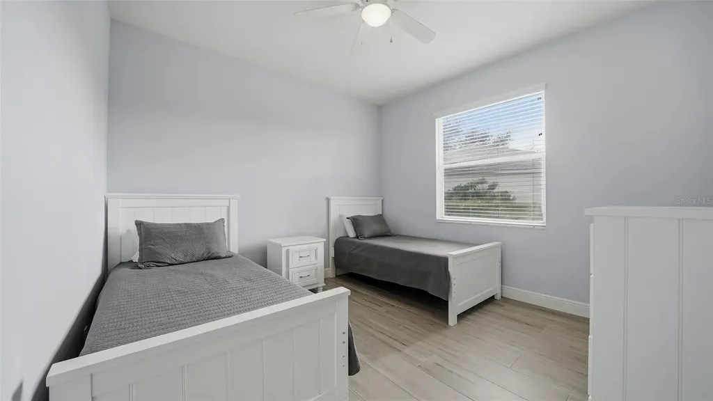 9402 Glen Abbey Lane Sarasota FL 34238