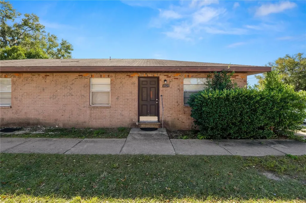 1027 N Brunnell Parkway Lakeland FL 33805