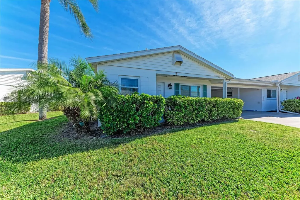 5992 Coral Way Bradenton FL 34207