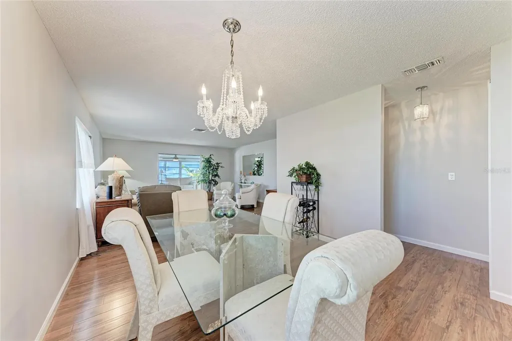 5992 Coral Way Bradenton FL 34207
