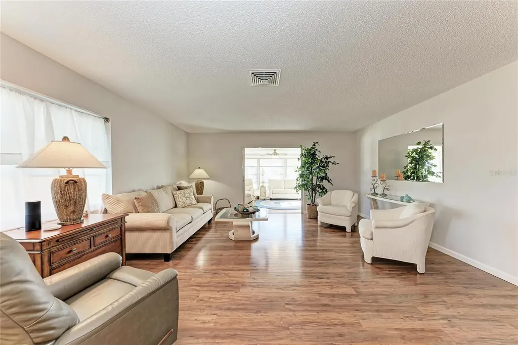5992 Coral Way Bradenton FL 34207